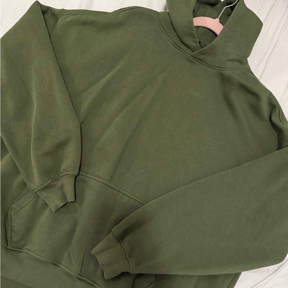 DFYNE X LANYI HOODIE - Picture 2 of 2